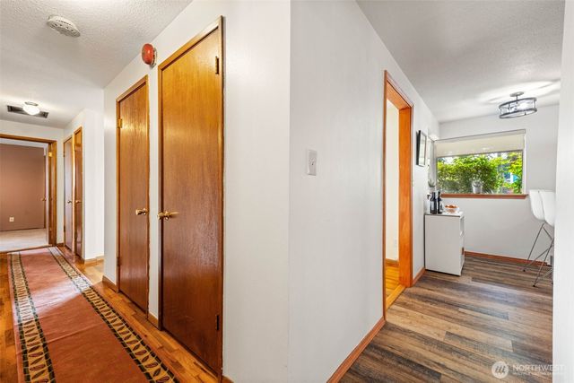 1735 E 65th Street, Tacoma, WA 98404