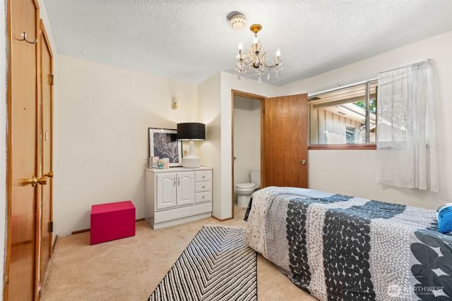 1735 E 65th Street, Tacoma, WA 98404