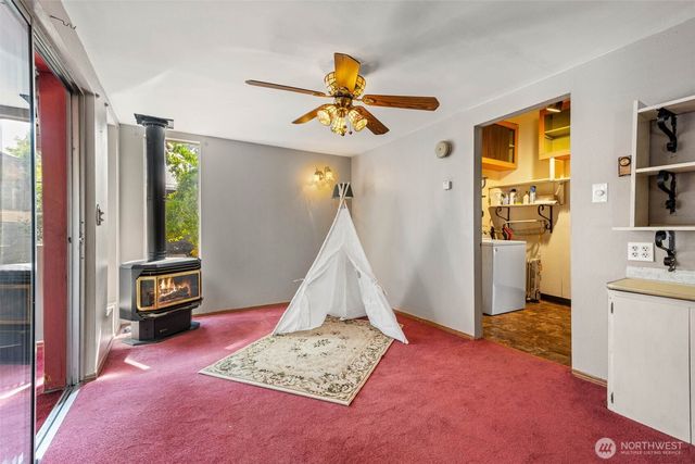 1735 E 65th Street, Tacoma, WA 98404