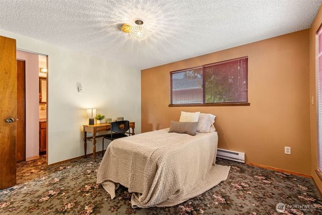 1735 E 65th Street, Tacoma, WA 98404
