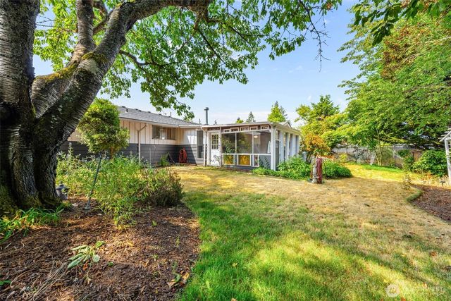 1735 E 65th Street, Tacoma, WA 98404