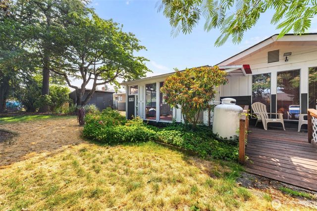1735 E 65th Street, Tacoma, WA 98404