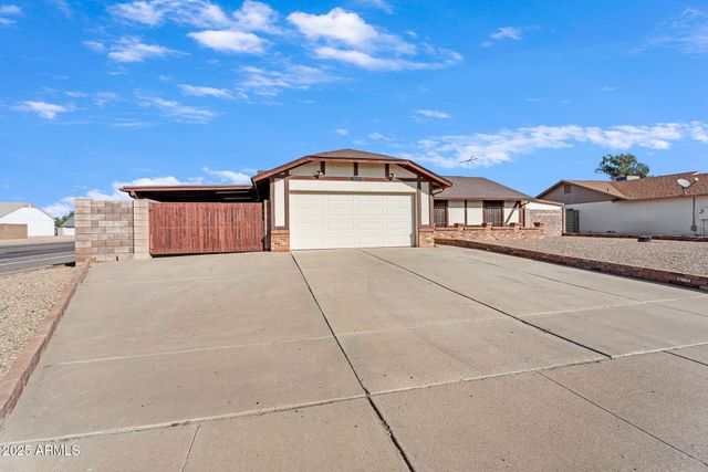 7044 W CAMERON Drive, Peoria, AZ 85345