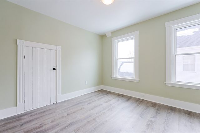 92 Alexander St, Framingham, MA 01702