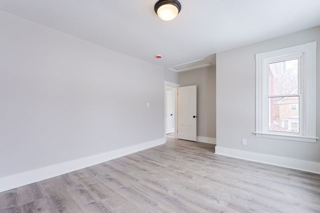 92 Alexander St, Framingham, MA 01702