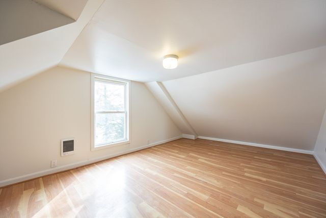 92 Alexander St, Framingham, MA 01702