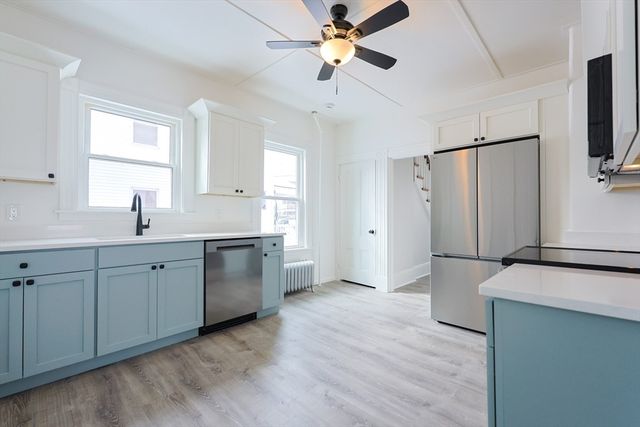 92 Alexander St, Framingham, MA 01702