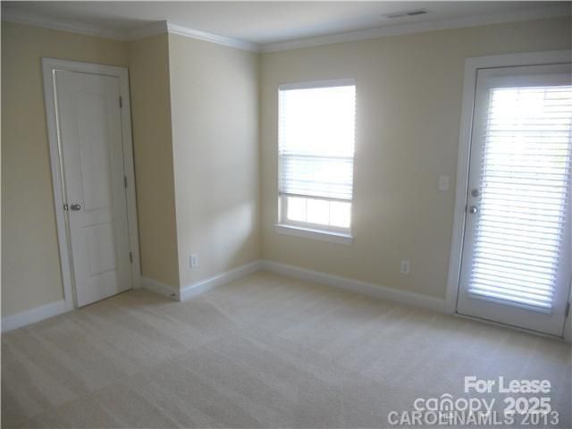 8536 Sagekirk Court, Charlotte, NC 28278