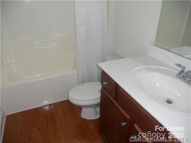 8536 Sagekirk Court, Charlotte, NC 28278