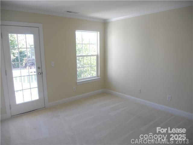 8536 Sagekirk Court, Charlotte, NC 28278