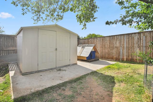 5501 74th Street, Lubbock, TX 79424