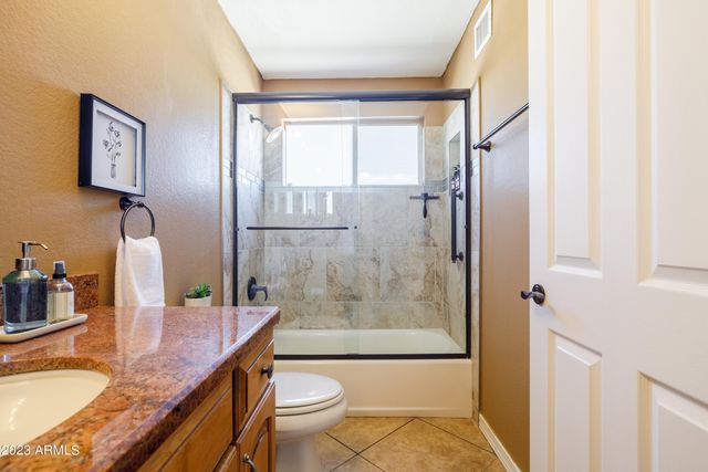 1431 E Century Avenue, Gilbert, AZ 85296