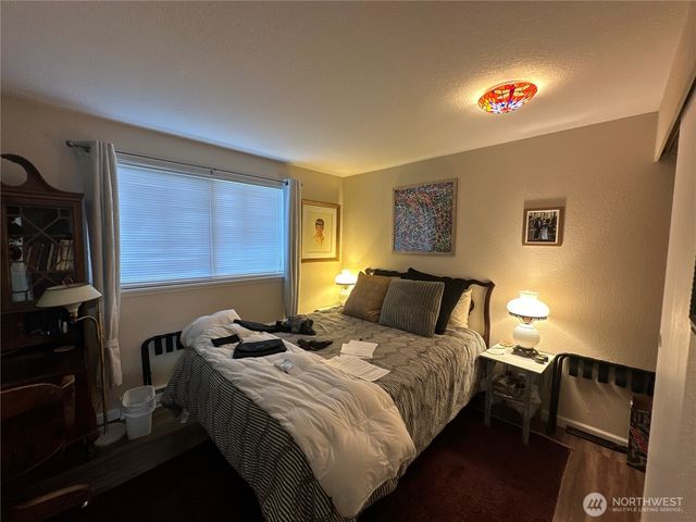 2232 NW 58th Street, Seattle, WA 98107