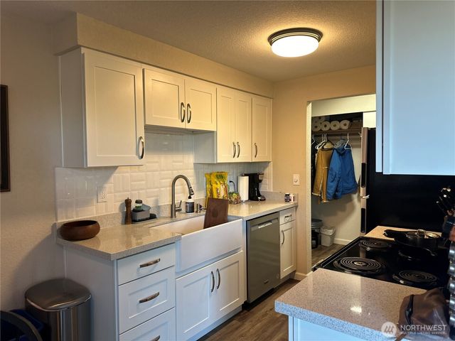 2232 NW 58th Street, Seattle, WA 98107