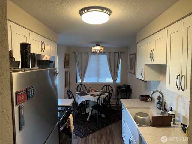 2232 NW 58th Street, Seattle, WA 98107