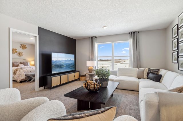 4755 Blake Way, Woodbury, MN 55129