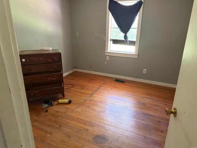 718 W Cross St, Dewitt, AR 72042