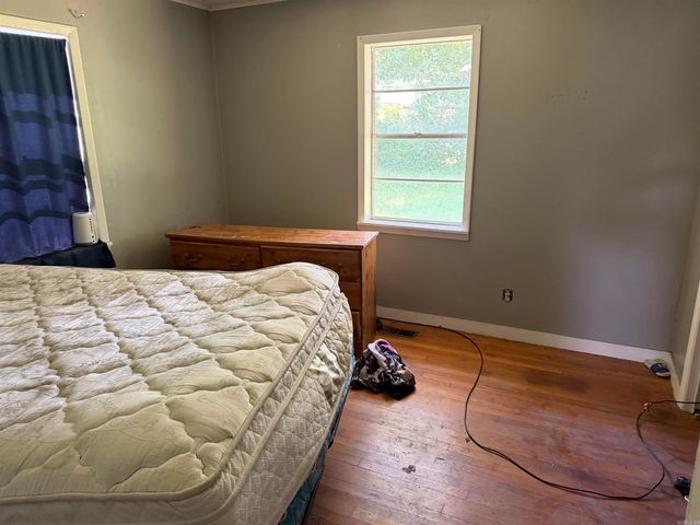 718 W Cross St, Dewitt, AR 72042