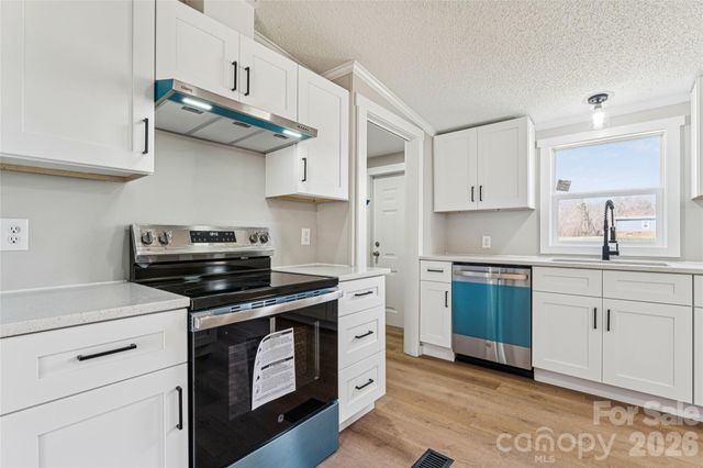 1012 Cherry Tree Court, Bessemer City, NC 28016