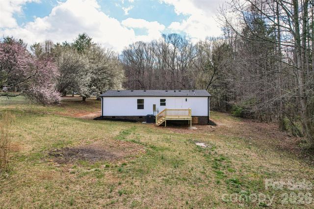 1012 Cherry Tree Court, Bessemer City, NC 28016