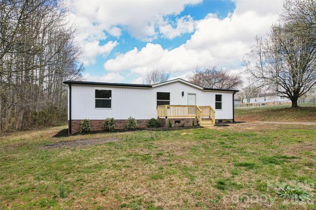 1012 Cherry Tree Court, Bessemer City, NC 28016