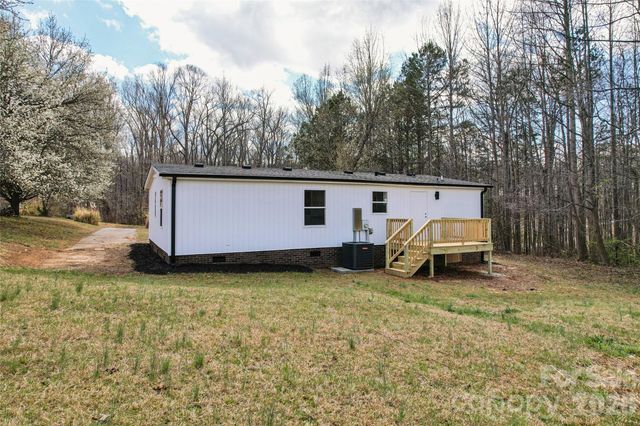 1012 Cherry Tree Court, Bessemer City, NC 28016