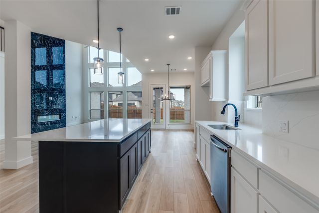 15083 Abbey Woods Drive, Frisco, TX 75035