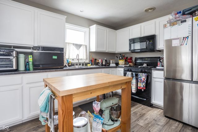 98 East Street, Danville, IN 46122