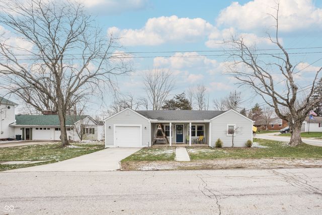 98 East Street, Danville, IN 46122