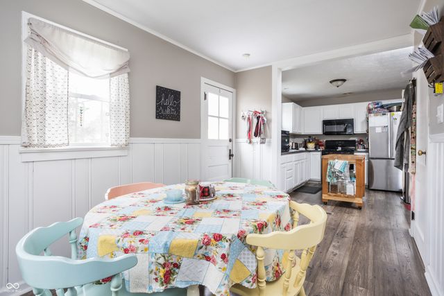 98 East Street, Danville, IN 46122