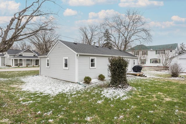 98 East Street, Danville, IN 46122