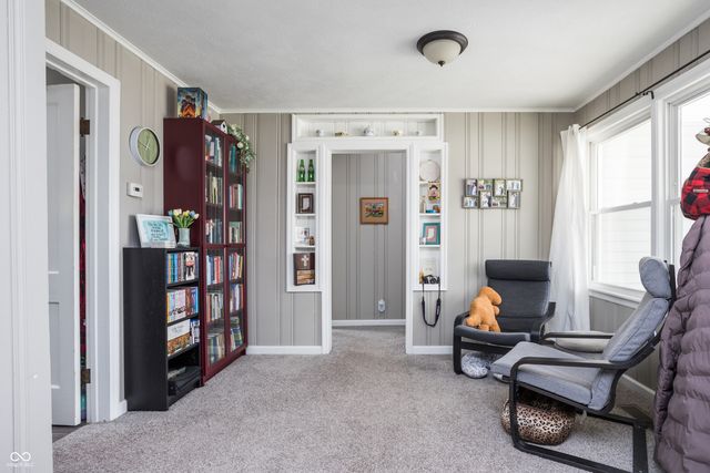 98 East Street, Danville, IN 46122