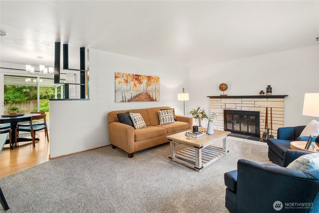 8811 187th Street NE, Bothell, WA 98011