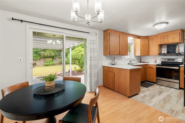 8811 187th Street NE, Bothell, WA 98011