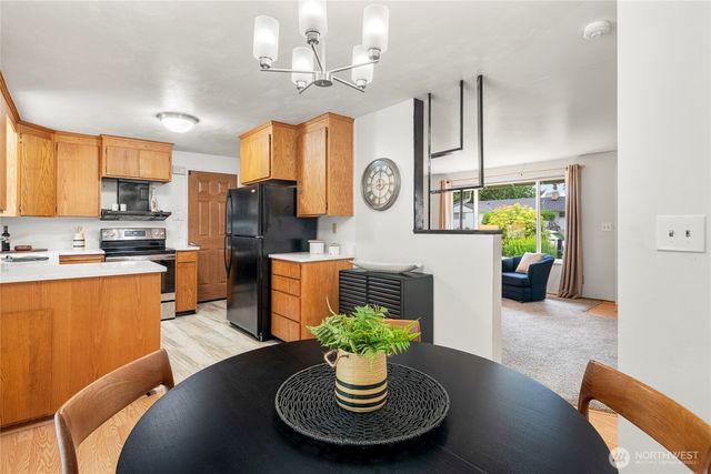 8811 187th Street NE, Bothell, WA 98011