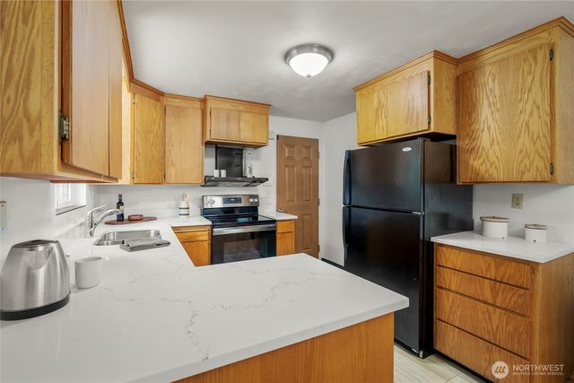 8811 187th Street NE, Bothell, WA 98011