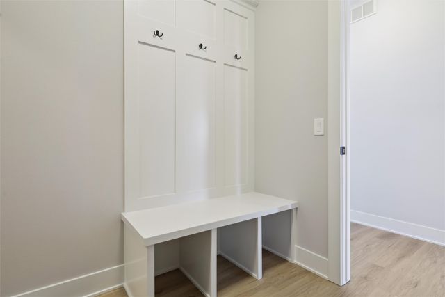 4653 177th Street, Urbandale, IA 50323