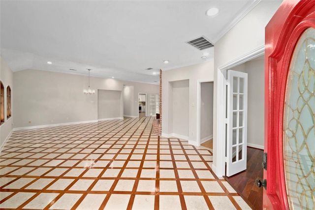 6303 Lugary Drive, Houston, TX 77036