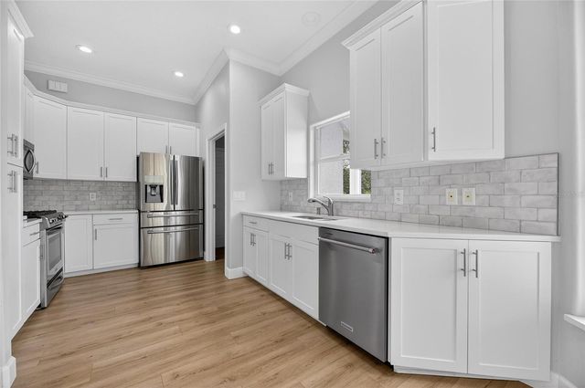 4720 CLIPPER DRIVE, Bradenton, FL 34208