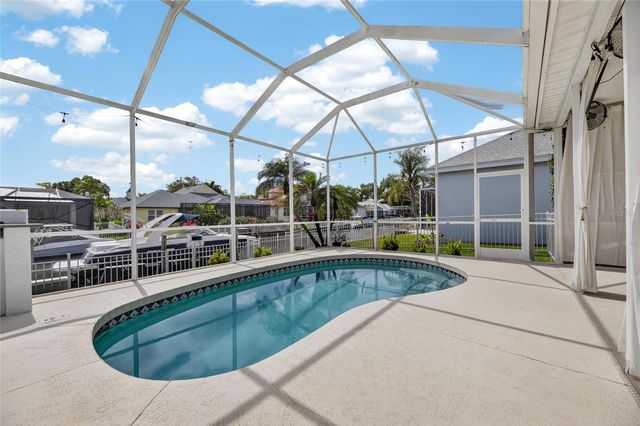 4720 CLIPPER DRIVE, Bradenton, FL 34208