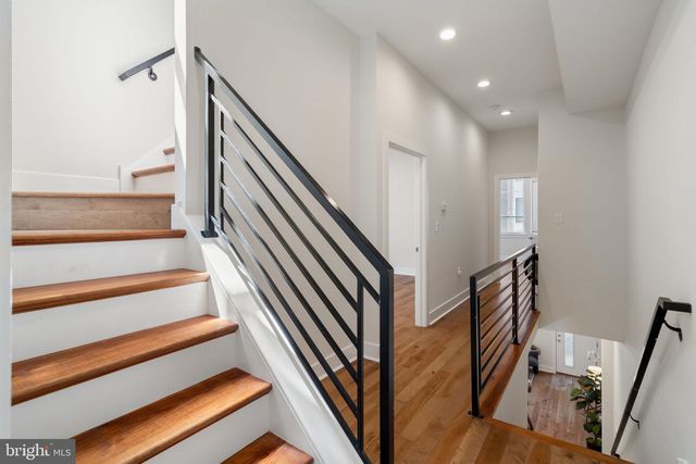 1125 S 24TH ST, Philadelphia, PA 19146