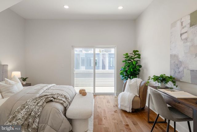 1125 S 24TH ST, Philadelphia, PA 19146