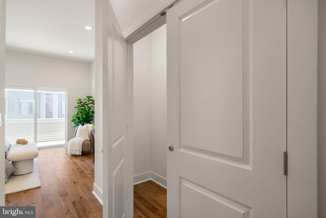 1125 S 24TH ST, Philadelphia, PA 19146