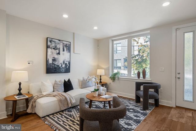 1125 S 24TH ST, Philadelphia, PA 19146