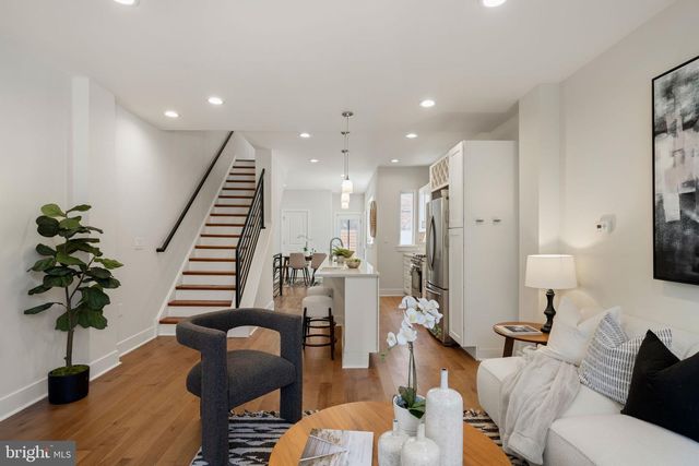 1125 S 24TH ST, Philadelphia, PA 19146