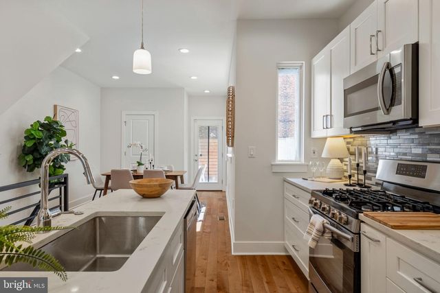 1125 S 24TH ST, Philadelphia, PA 19146