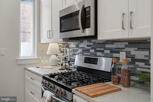 1125 S 24TH ST, Philadelphia, PA 19146
