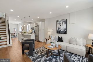 1125 S 24TH ST, Philadelphia, PA 19146