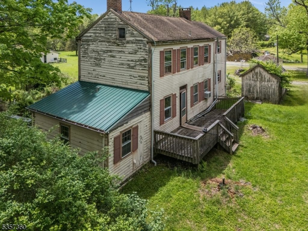 142 Barbertown Point Breeze, Kingwood Twp., NJ 08825