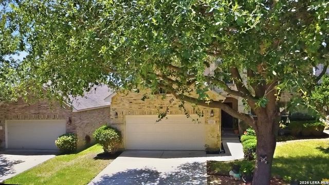 19519 Highgrove Ln, San Antonio, TX 78258